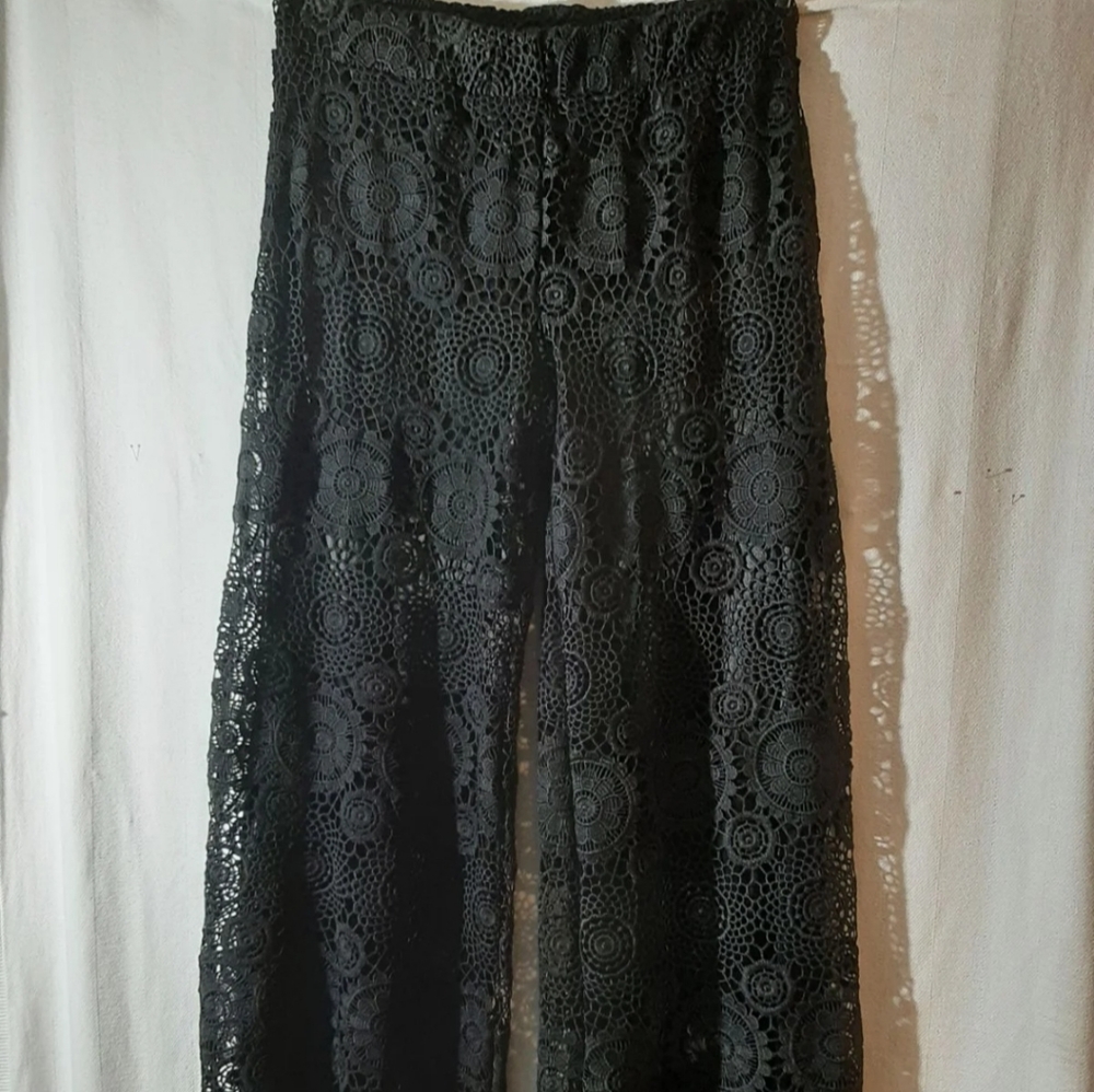 Crochet wide legs